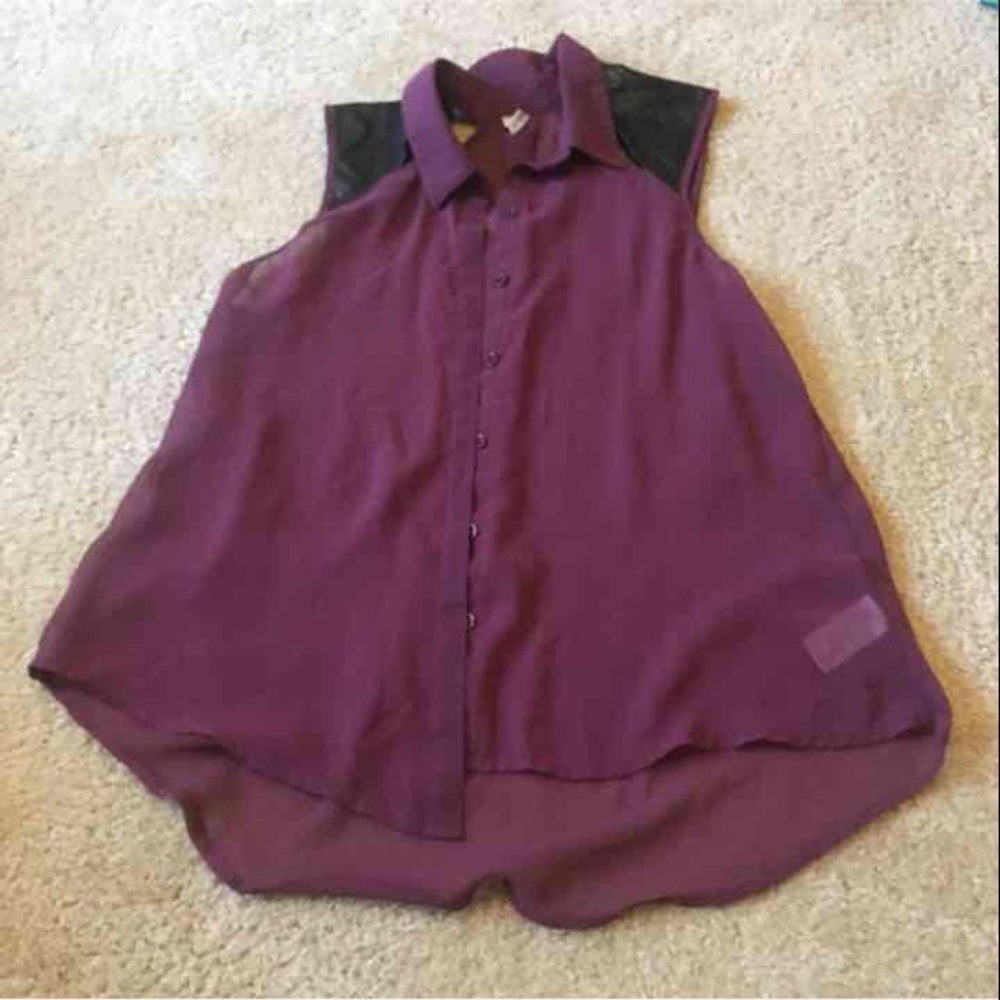 Maroon Sleeveless Button Down Top